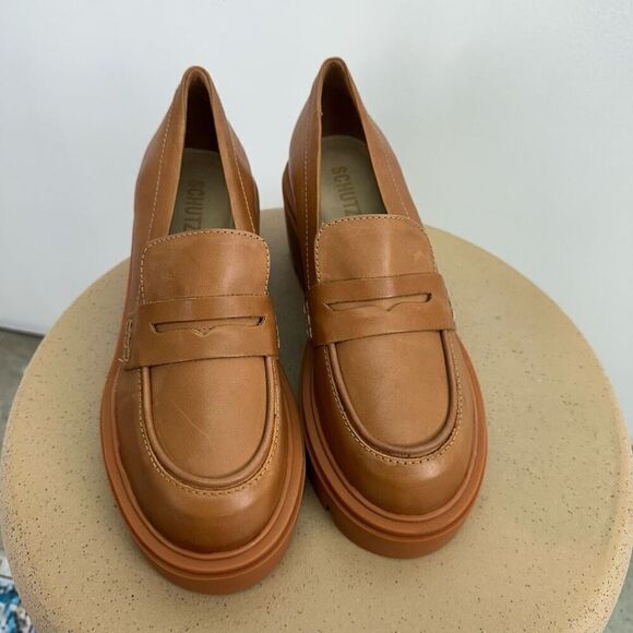 Schutz Women’s 90s Viola Tractor Leather Chunky Lug Sole Flat in Tan Rust Honey - Picture 12 of 13